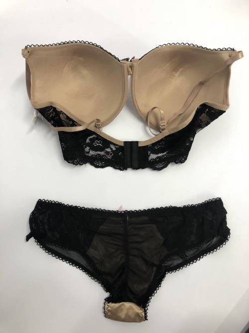 size 40D big bra and panty set golden