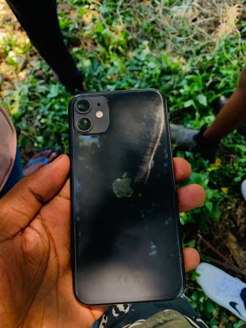 iPhone 11