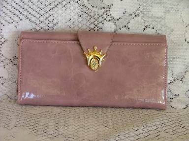 "GORGEOUS WALLET***CRAZY***R1***NO RESERVE".