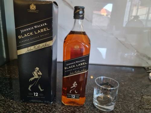 Johnnie Walker Black Label 12 Year Old 1 Litre
