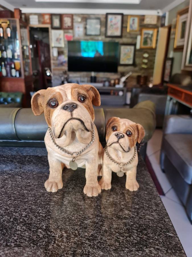 Leonardo Collection of a Bulldog and Puppy Ornament