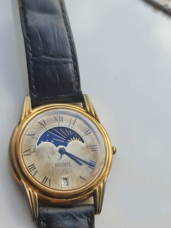 Vintage Fossil Mens Watch Model FM-1854