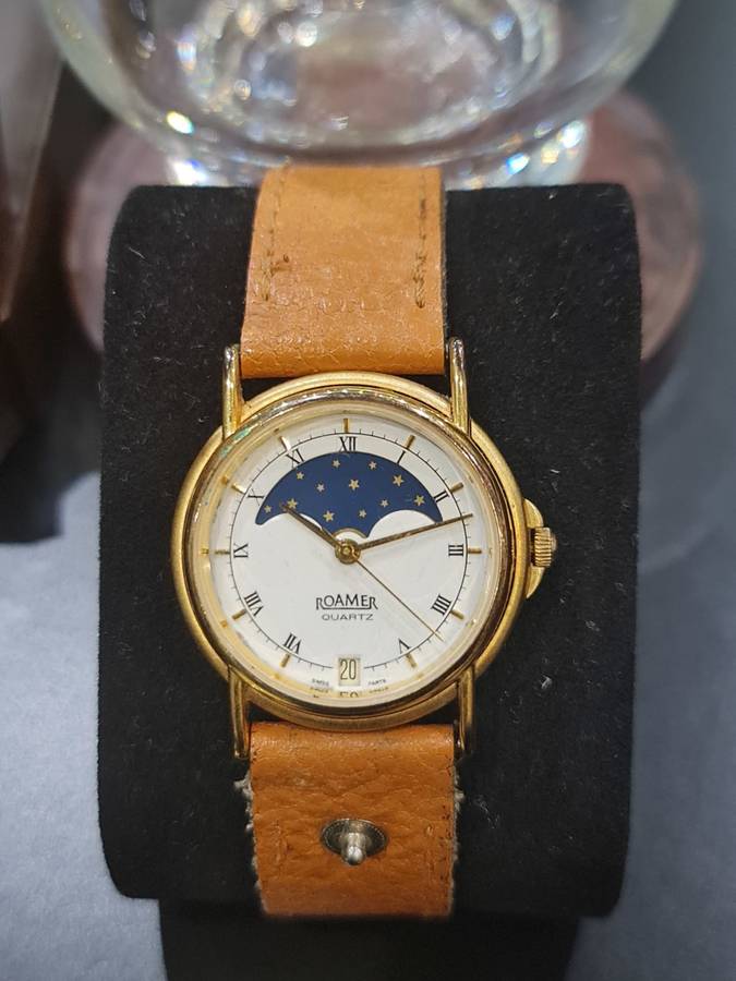 Roamer Quartz Moonphase Vintage Lady`s Watch