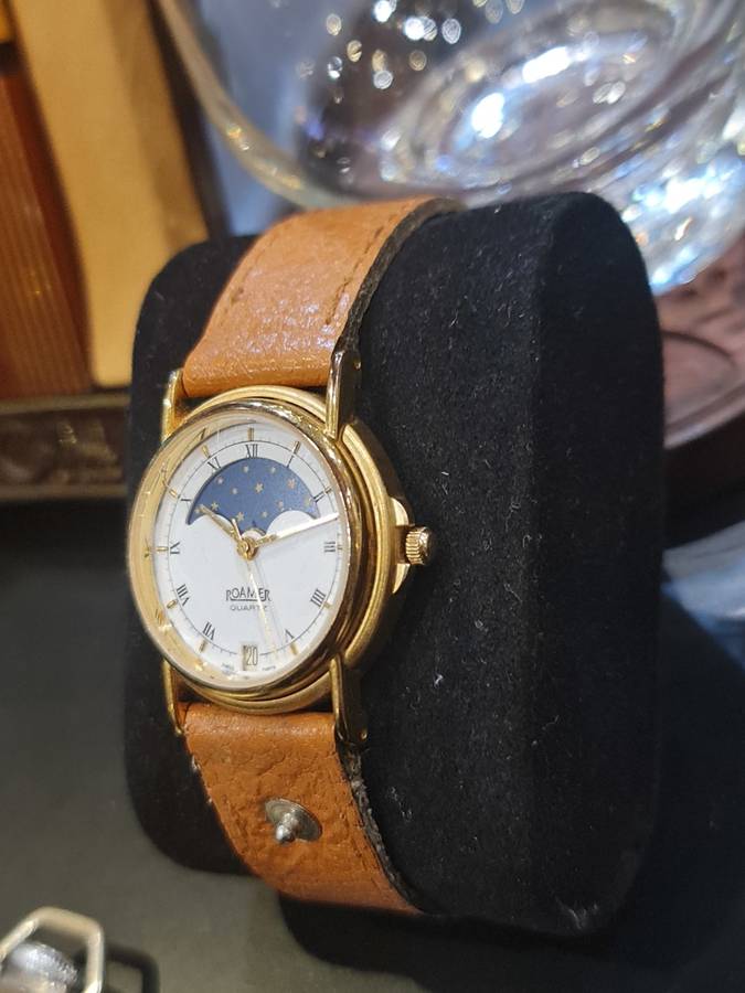 Roamer Quartz Moonphase Vintage Lady`s Watch