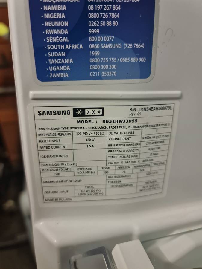 Samsung 329L Silver Combi Fridge- RB31HWJ3DSS