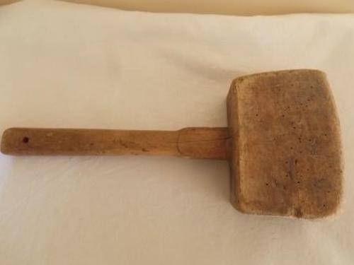 CARPENTER'S WOODEN BLOCK HAMMER