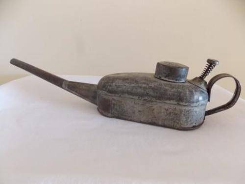 SAR/SAS OIL CAN