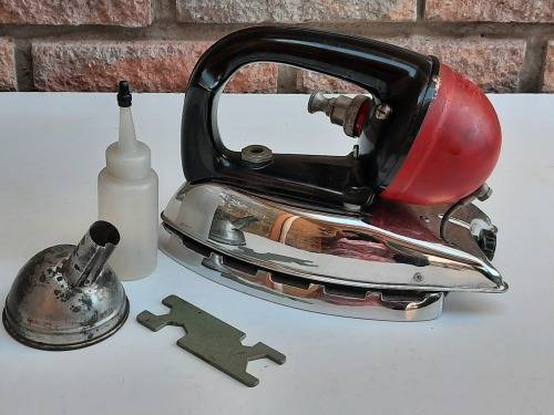 Tilley Domestic Kerosene/Paraffin Iron