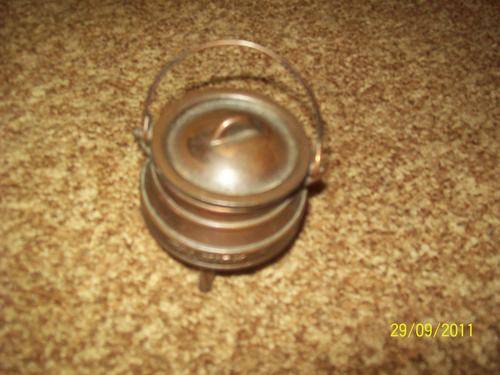 one small bronze pot