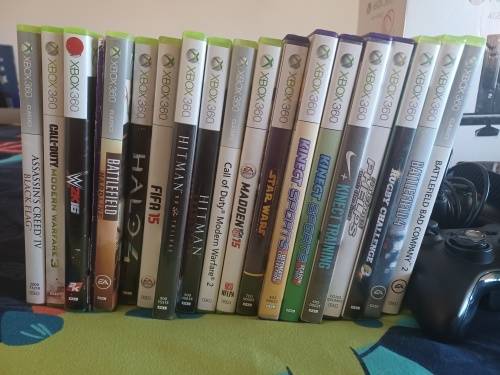 Xbox 360 with kinect plus 19 games