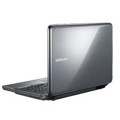 ***AS NEW***SAMSUNG 15.6" INTEL CORE i-3 2.53GHZ CPU 3GB RAM 320GB WEBCAM BLUETOOTH WINDOWS 7