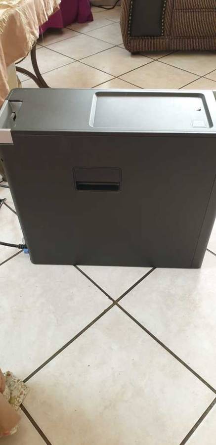 DELL PRECISION TOWER 5810 | INTEL XEON E5 PROCESSOR | 16GB RAM | 2TB HDD | WORTH R30 000 NEW