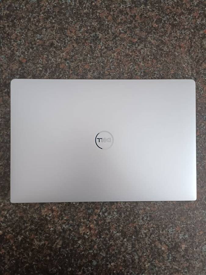 Dell XPS 13 9370 | Core i7 | 8th Gen | 16GB Ram | 512 GB SSD | 13 Inch UHD Touch Display