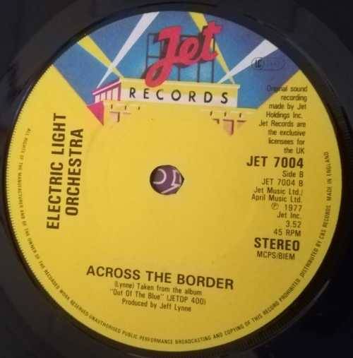 ELECTRIC LIGHT ORCHESTRA - DON`T WALK AWAY 45RPM RECORD