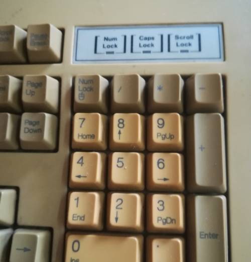 2x Vintage Keyboards plus 1x Mouse