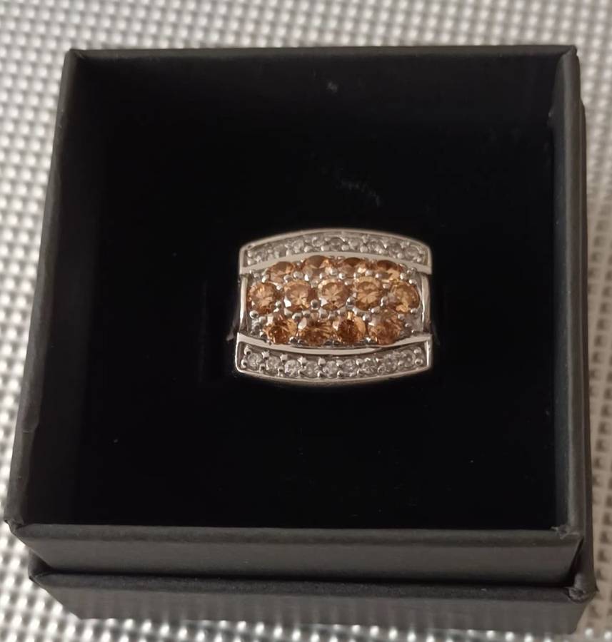 Sterling Silver solid Ring with yellow CZ. 9.73g. Size P.