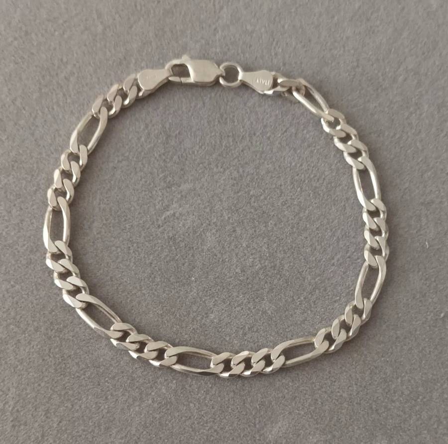 Sterling Silver Figaro Italy Bracelet. 10.51g. 21cm. 5mm.