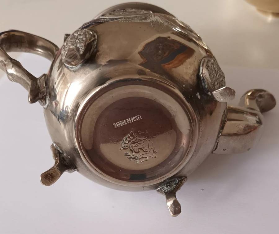 2 Cup Hand Etched Teapot. MARQUE DEPOSEe Hallmark.