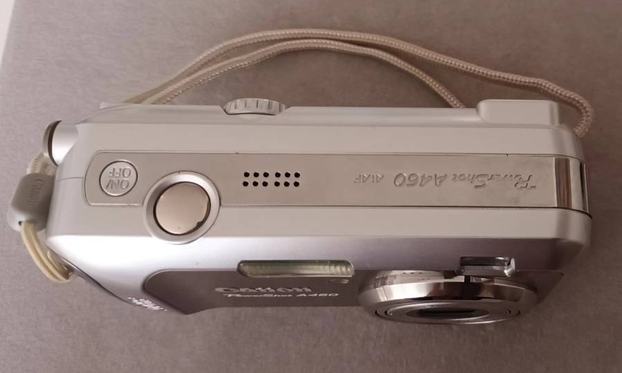 CANON PC1226 Digital Camera