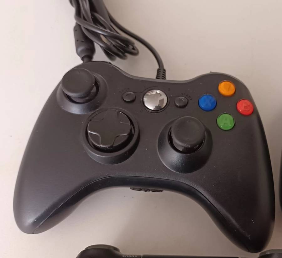 PlayStation & Wii remotes for spares or fixing.