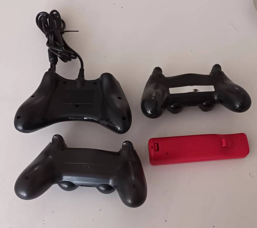 PlayStation & Wii remotes for spares or fixing.
