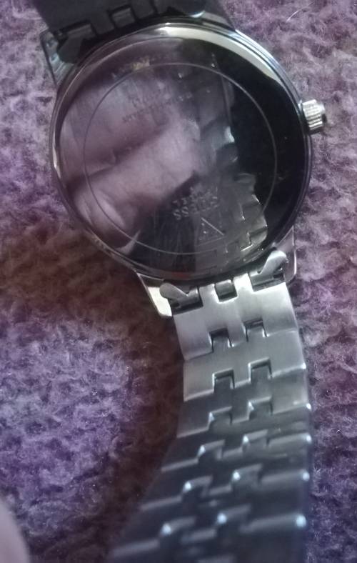 Guess Ladies Watch Stainless Steel Thin Mint.