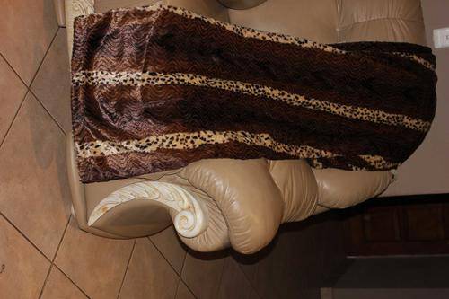 Decorolla Hometex Throw