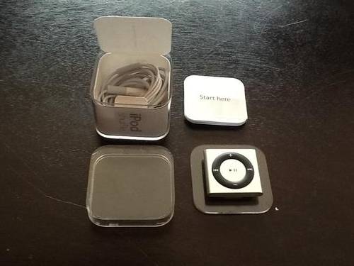 Late Entry!!!!!! Brand New Apple iPod Shuffle 2G