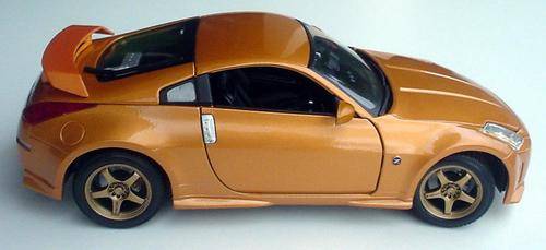 1:18 Maisto Nissan 350Z Nismo
