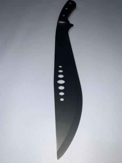 Curved machete