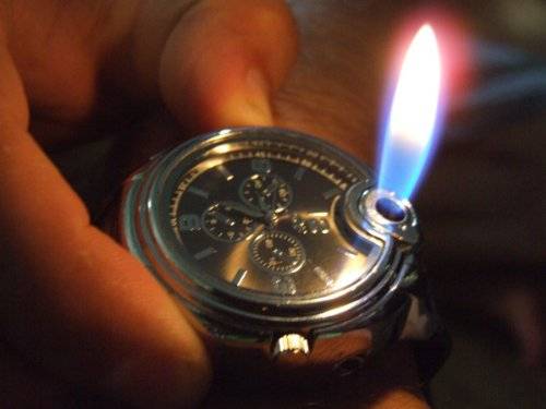 LIGHTER WATCH