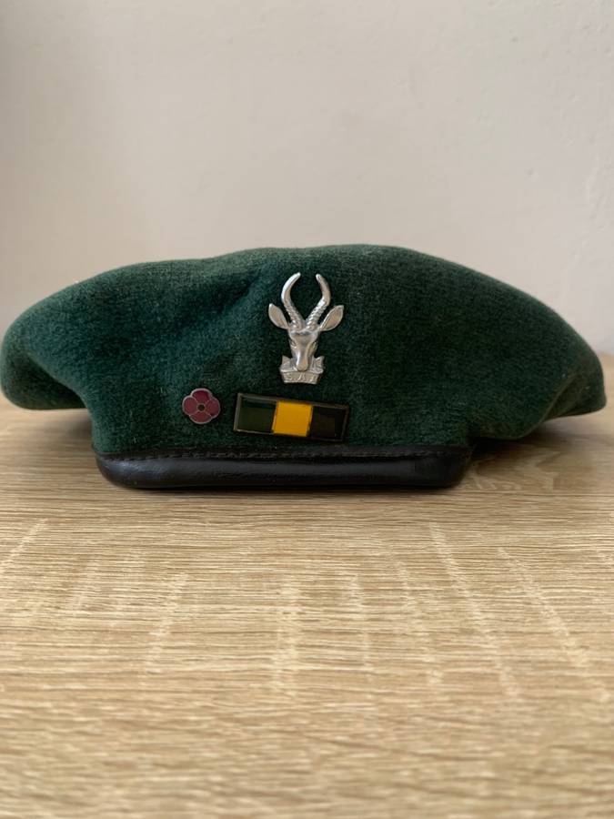 MILITARY INSIGNIA / CLOTHING  - PLUS A RARE ANTIQUE COPPER AND BRASS `STUDS` BOX AND MORE