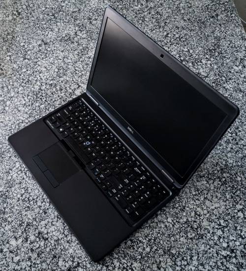 Dell Latitude E5550