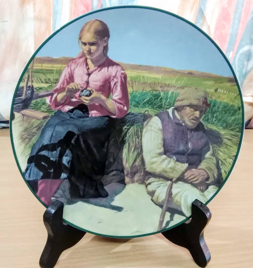 Danish wall plate