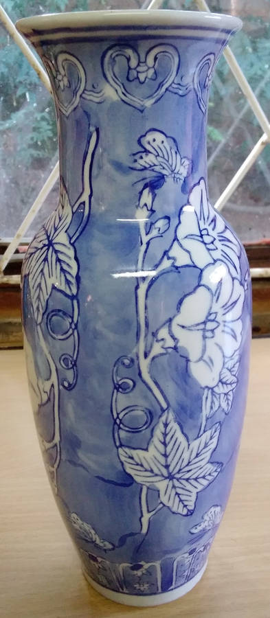 Oriental style vase