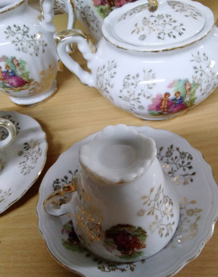 Tea set
