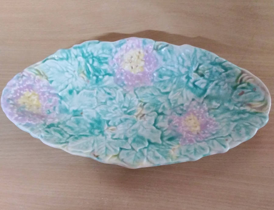 Avon ware dish