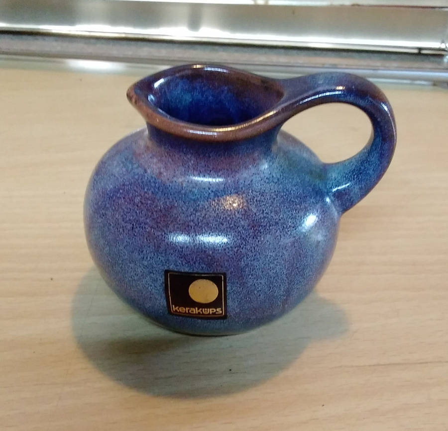 Small Kerakups jug