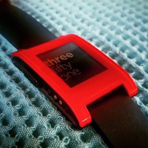 Cherry Red Pebble E-Paper Display Smartwatch