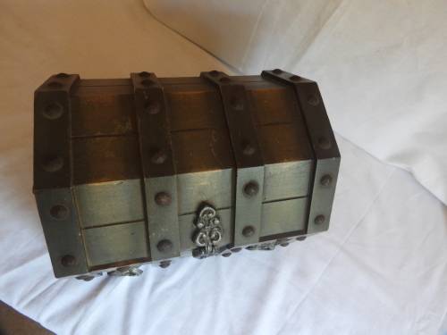 TREASURE CHEST