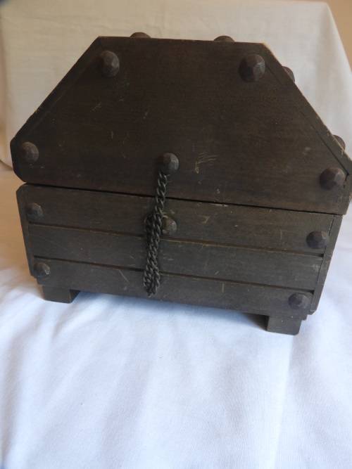 TREASURE CHEST