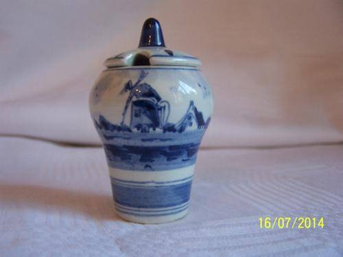 Delft Mustard Pot