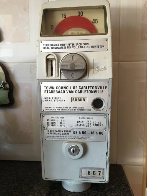 GERMAN "KIENZLE" PARKING METER ON STAND - CARLTONVILLE JHBG - WORKING WITH COINS