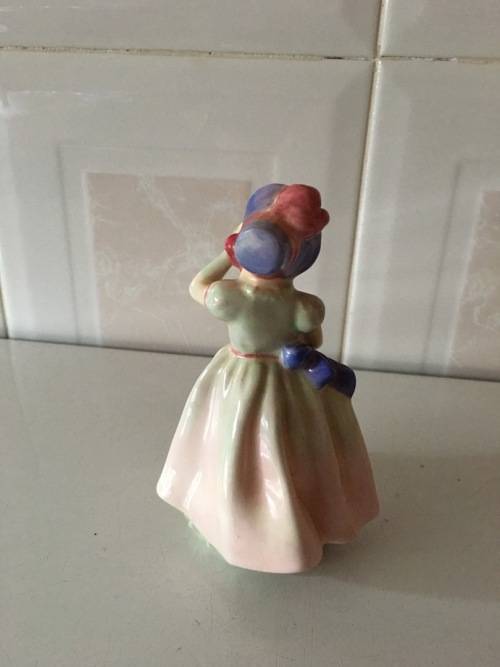 ROYAL DOULTON "BABIE" RdNo. 800372 FIGURINE - RARE!!! CIRCA 1935 - PRICE REDUCED!!!