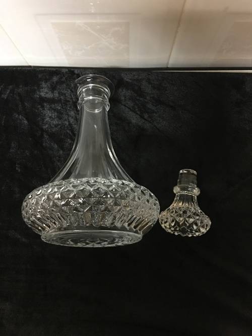 CUT GLASS/CRYSTAL? DECANTER WITH ORIGINAL STOPPER