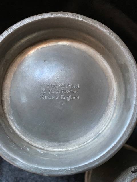 VINERS SHEFFIELD ENGLAND PEWTER BEER TANKARDS X 3 - SELLING AS ONE LOT