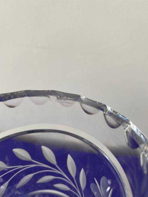STUNNING LARGE CUT CRYSTAL VASE