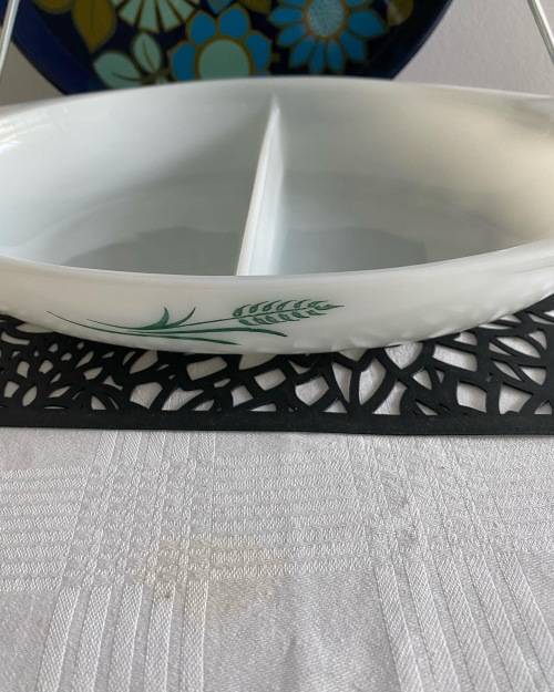 VINTAGE CROWN ENGLAND OVAL EMBOSSED TWO DIVISION VEGETABLE SERVING DISH WITH GREEN LEAF DESIGN