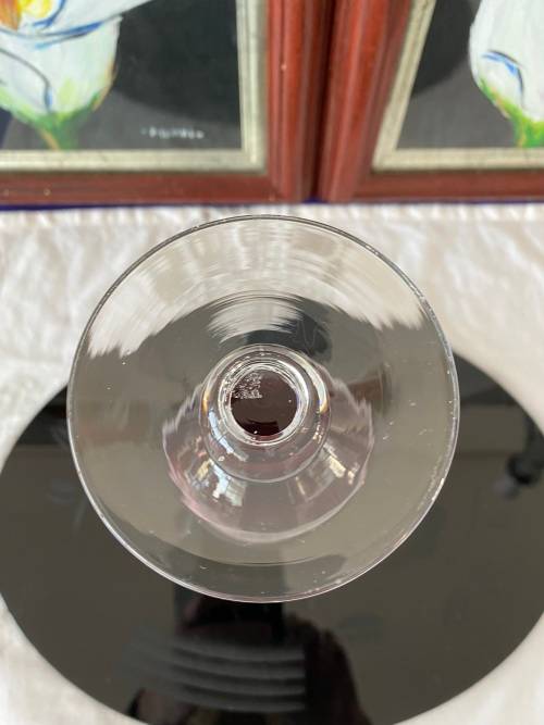 MID-CENTURY AMETHYST GLASS BALL STEM VASE