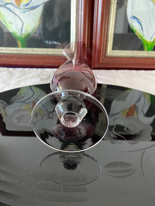 MID-CENTURY AMETHYST GLASS BALL STEM VASE